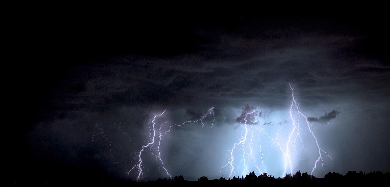 Monsoon Roof Damage: What Tucson Homeowners Need to Know